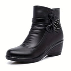 Bota de Couro Feminina - Vivienn (Promoção Pré Inverno)