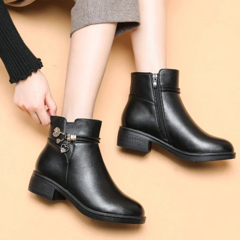 Bota Inverno 2025 - Sienna (Promoção Pré Inverno)