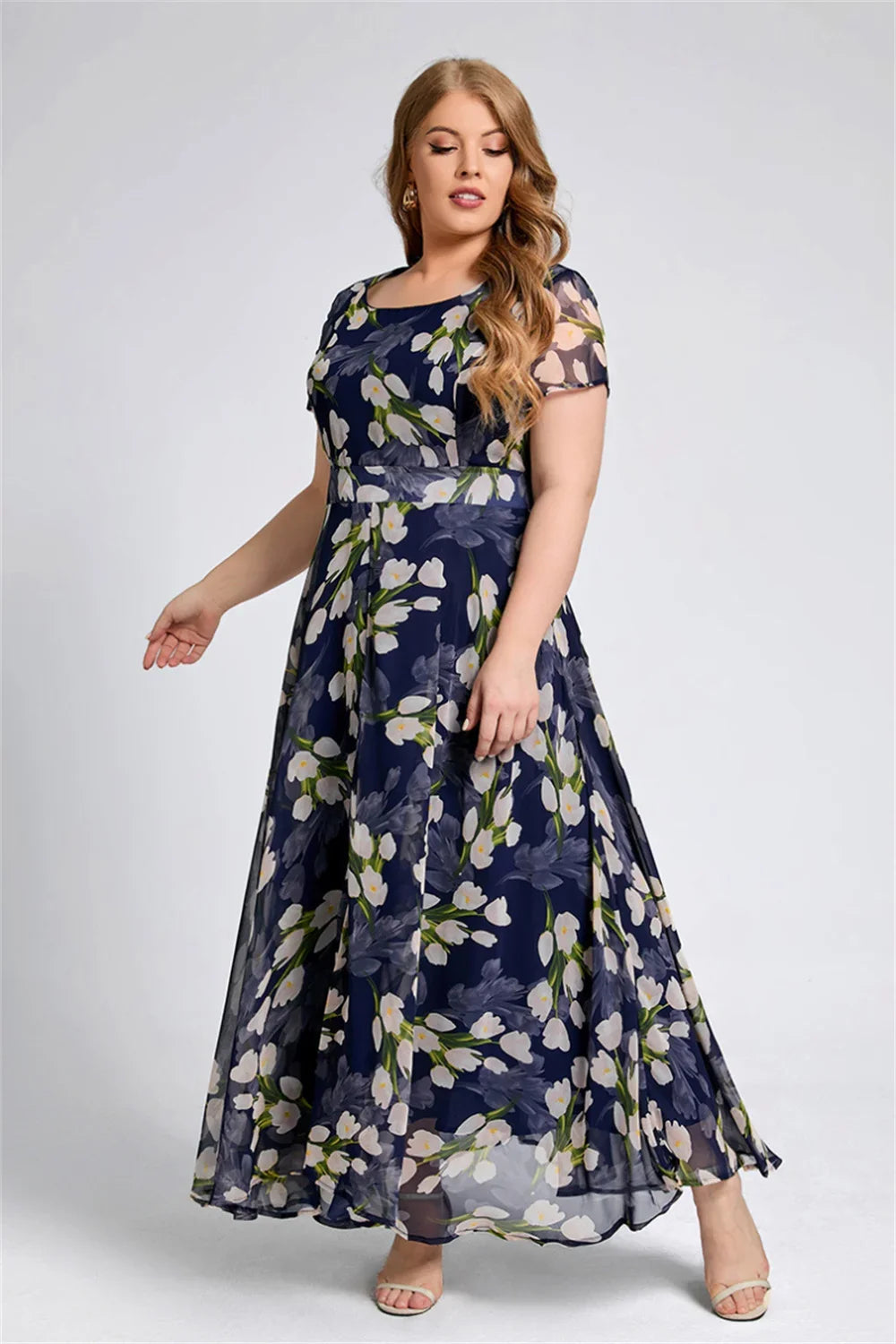 Vestido Feminino estampando com flores (Promoção Lançamento)